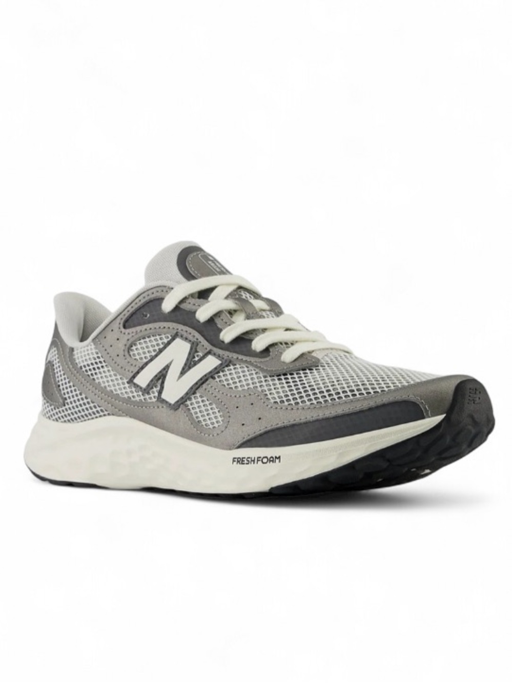 New Balance Fresh Foam Arishi v4 Sneaker Silver Metallic Unisex 10M or 11.5W